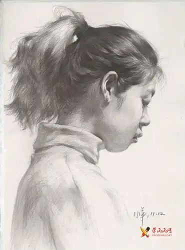 侧面扎马尾的女孩素描头像高清图片临摹素材