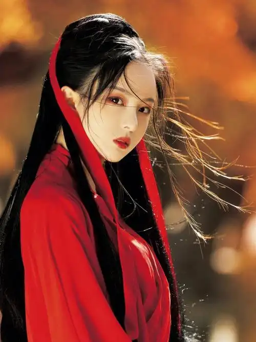 红衣古风真是绝绝子,太有霸气侧漏的感觉了#古风写真  #红衣古装