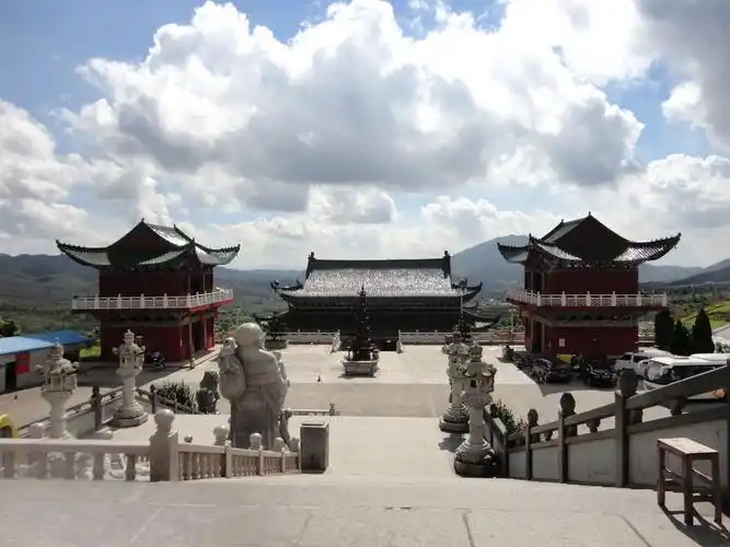 标题:海丰莲花山