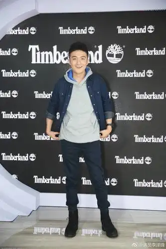 演技零差评的"王世均"李泽锋,阳光与酷帅自由切换,撩到你了吗