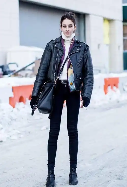 黑色皮衣搭配鞋子的小建议