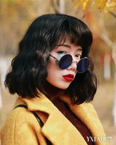 齐肩水波纹烫发图片 今秋in优雅风