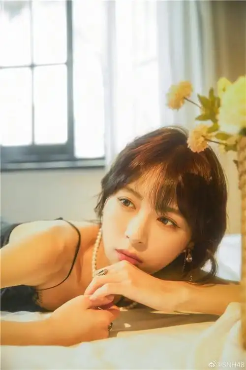 《本周主打星》张语格新歌专访 为粉丝搭建温暖治愈的心灵避风港|本周