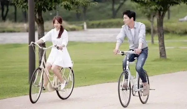 男朋友是要哄的!情侣5招爱情保鲜法