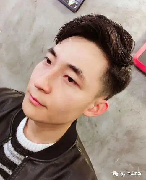 30岁男士青睐的发型