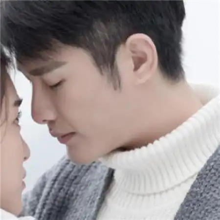 情侣头像小清新两张一对特别好看的帅哥美女组合