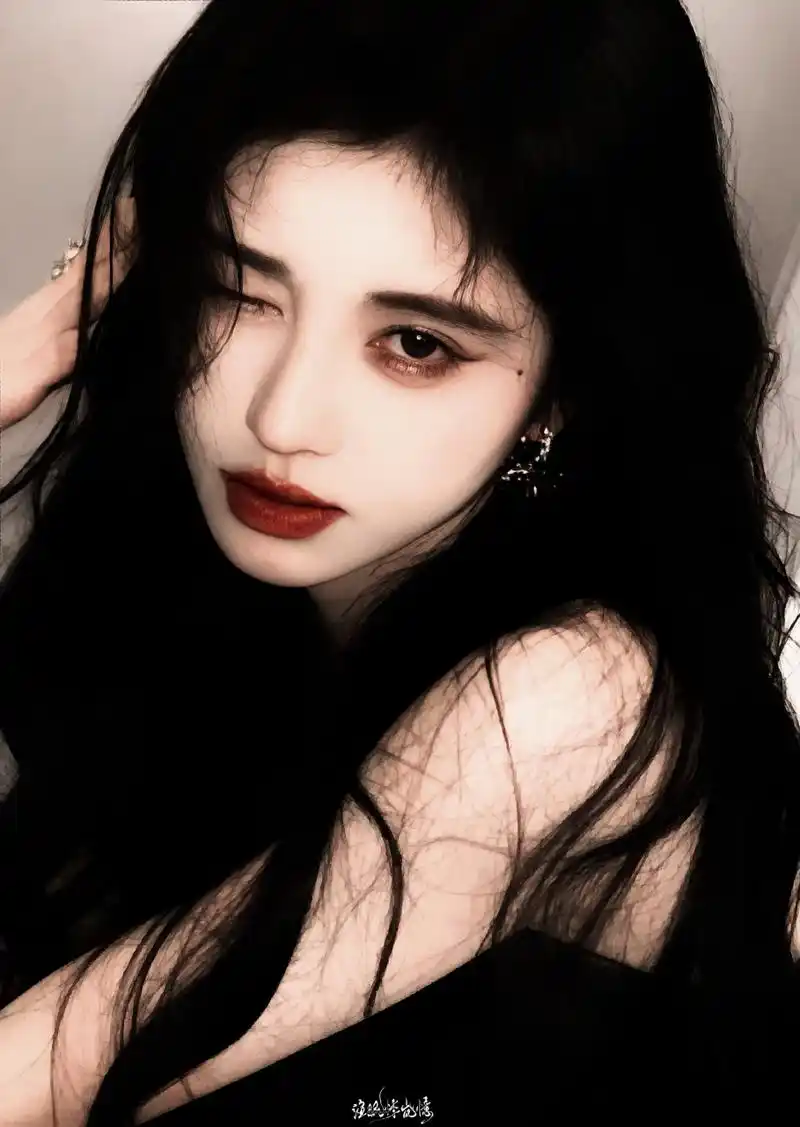 鞠婧祎  |  你的暗黑系女友[心]