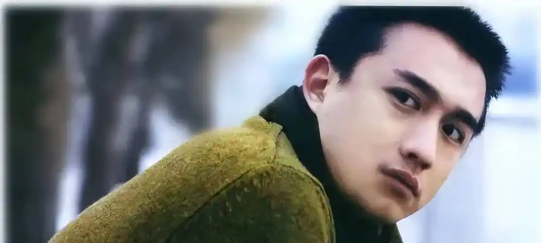 "过气男神"黄磊:从全民偶像到煮夫,是真聪明还是"卖人设"?