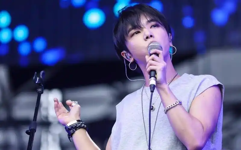 "愿你百岁无忧,再无泪流"华晨宇版《易燃易爆炸》唱歌技巧教学