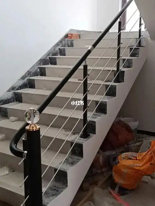 铝合金拉丝楼梯扶手