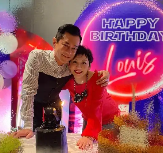 古天乐51岁生日 余安安制作寿星「最爱」蛋糕_高清图集_新浪网