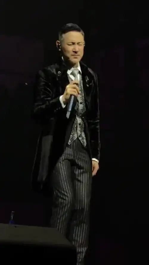 张学友巡回演唱会"偷心"