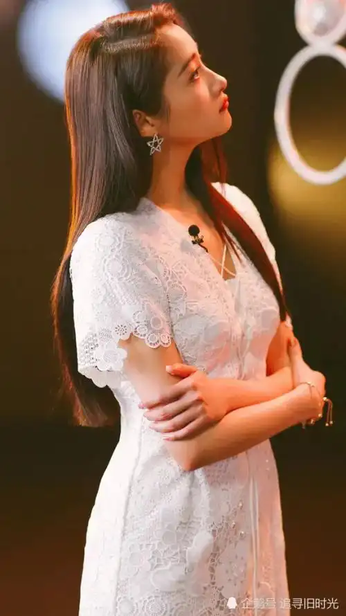 关晓彤美图,视觉盛宴,越来越漂亮了!