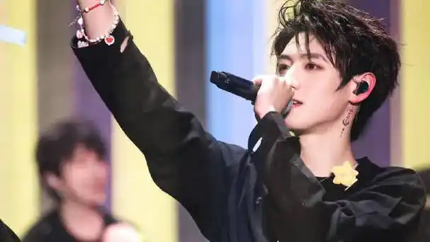 383036383639 04街舞少年@tf家族-朱志鑫#朱志鑫直拍