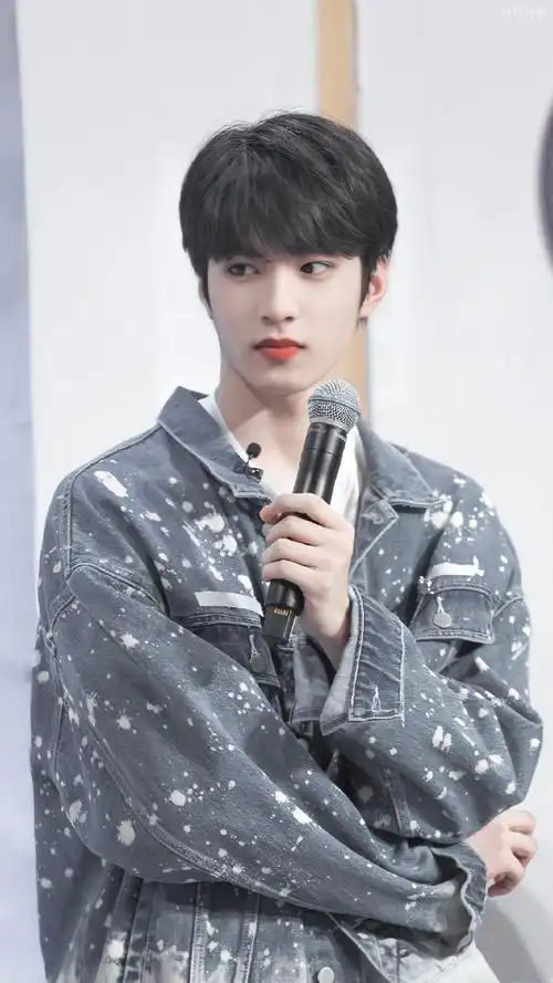 刘耀文 天才主舞##刘耀文 目光磁石