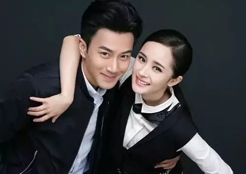 杨幂低调收支妇产科挂号刘恺威陪妻子一路复婚的节奏