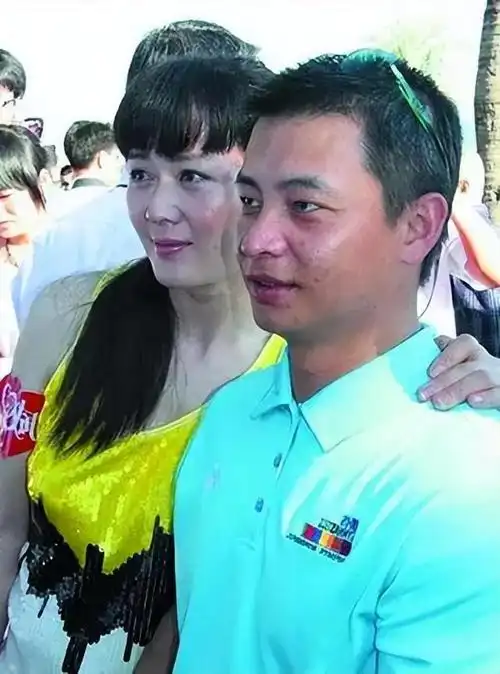 影后李琳遭前夫家暴后离婚二嫁世界冠军今生活幸福