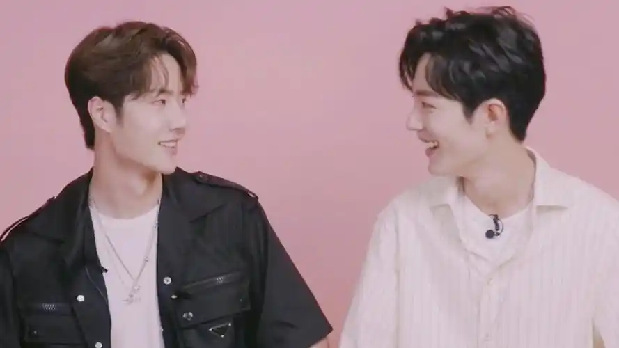 活动  【博君一肖】ggdd的对视怎么就能这么高糖?