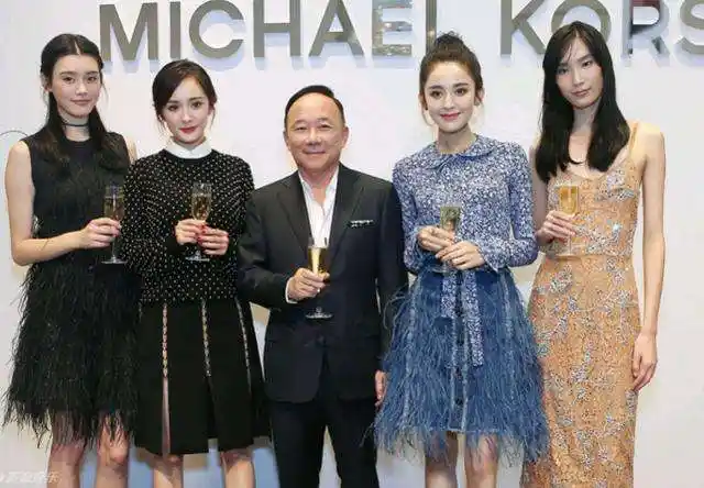 全都是旧图当红一线女明星合照图集合共32张谁被谁艳压