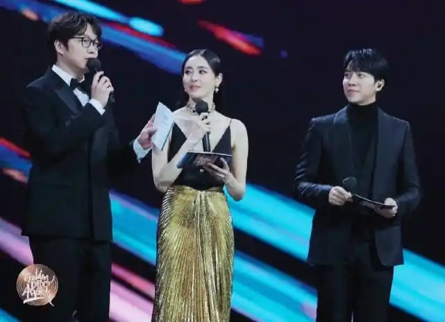 韩国金唱片颁奖典礼落幕iu防弹少年团aespa成最大赢家