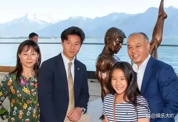 李宁之妻陈永妍亲眼见证丈夫的眼泪44岁为他冒险生孩子不后悔