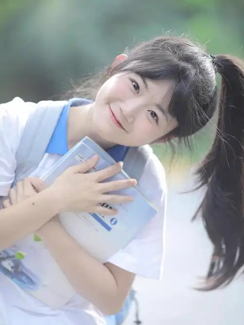 青春气息非常浓厚的头像子持续更新个人喜欢的此类头像