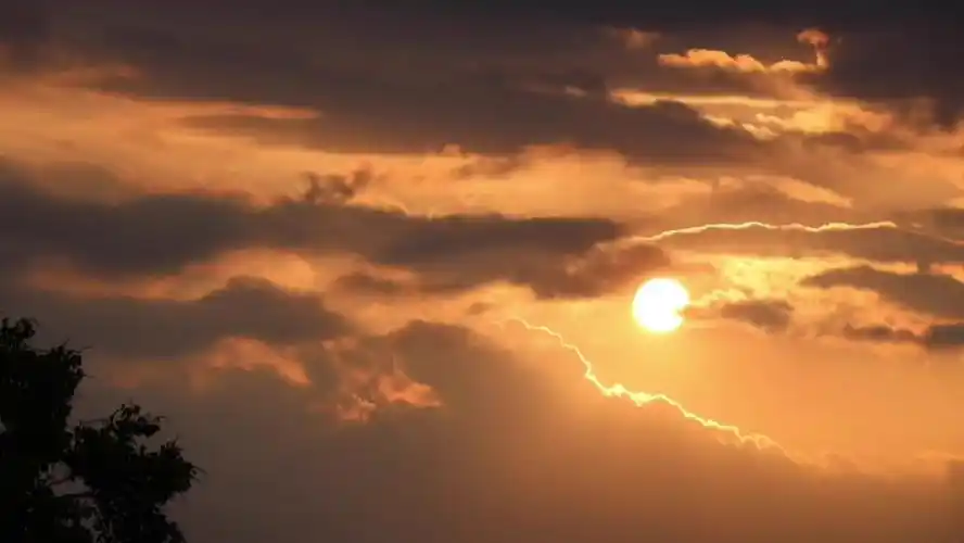 小红书上看夕阳