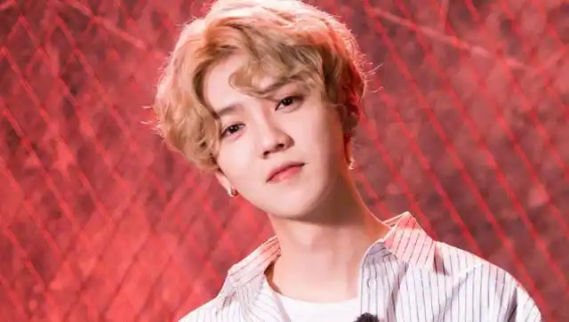 鹿晗中分发型再撞上精致的五官好一个日系少年美如画