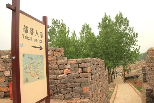 网友走进河南洛阳嵩县神奇的石头部落