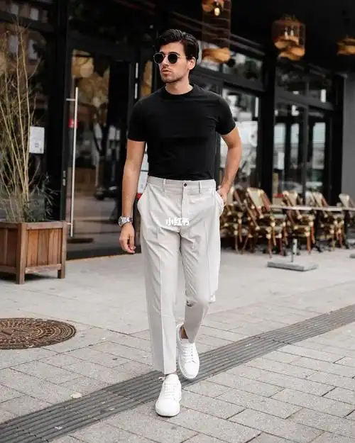 懂得驾驭白西裤的男人都别具魅力99_穿搭_裤子_西装裤_夏天去哪玩