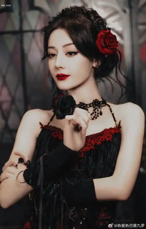 迪丽热巴告别开推