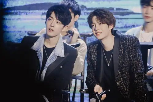 肖战 王一博 博君一肖陈情令天津见面会 wb… - 堆糖,美图壁纸兴趣