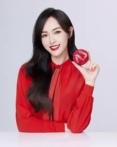 shiseido资生堂品牌中国区彩妆代言人唐嫣