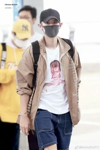 朴灿烈,那些年的机场穿搭