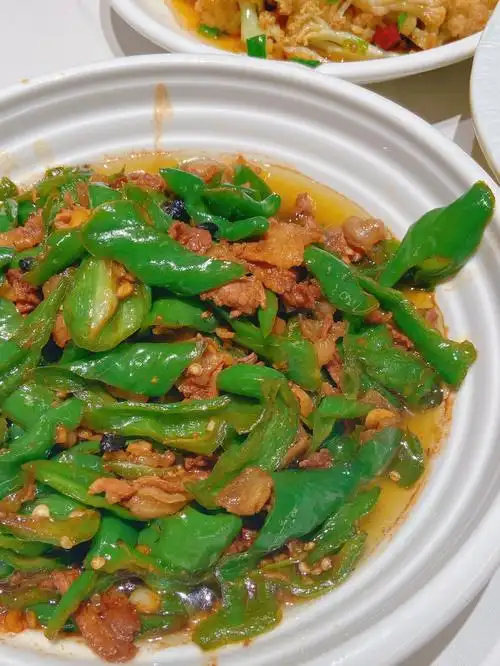 咱们就是说只要吃湘菜首选彭厨60