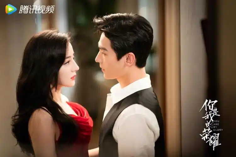 你是我的荣耀  #杨洋  #迪丽热巴  #荣耀夫妇