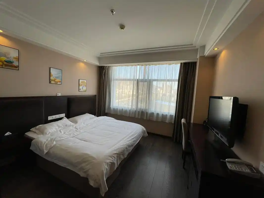 91  7日短租每日100元 15日短租每日80元 30日短租每日50元 (所有