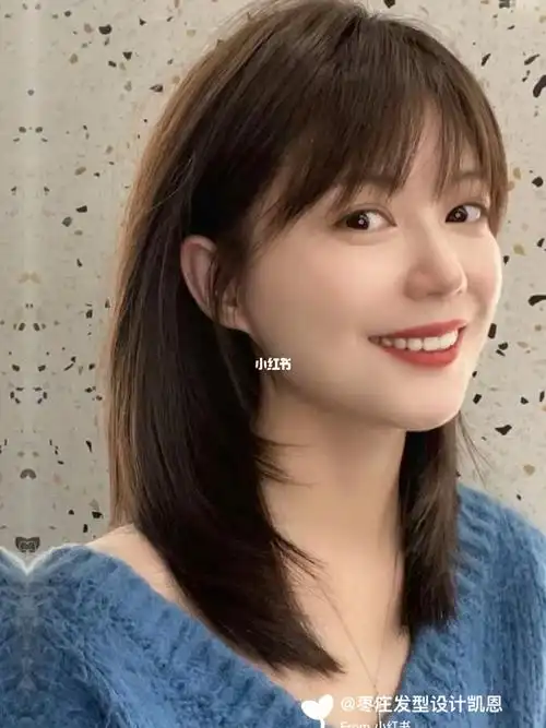 中长发女生不容错过的锁骨发发型