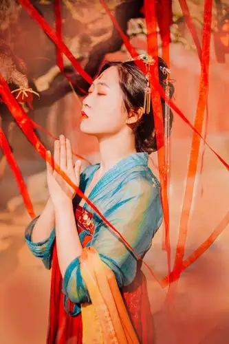 21古风美人-古装明星图集-话本小说网