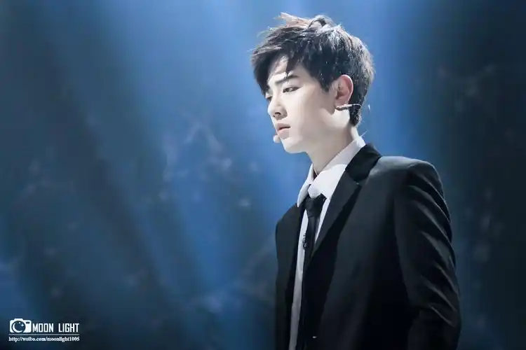 01.14,肖战,燃烧吧少年