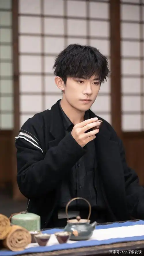 多彩壁纸255期|你们喜欢的易烊千玺壁纸