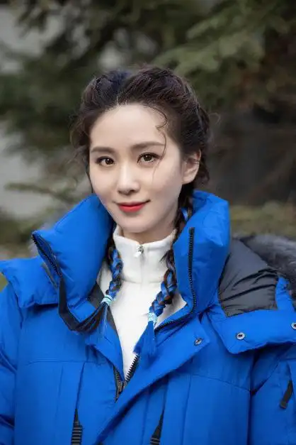 刘诗诗双马尾拜年视频