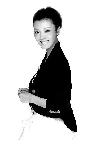 【图】华谊兄弟传媒集团副总裁费麒的个人资料 助女友反超李冰冰