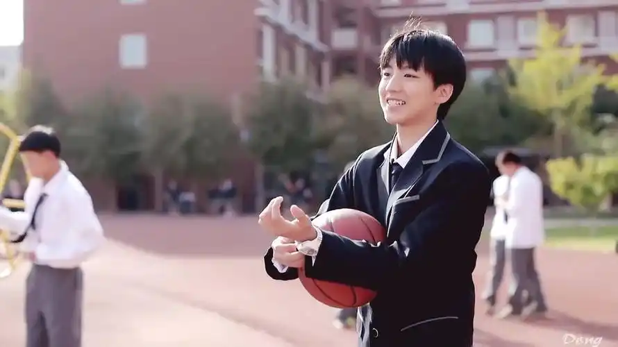 王俊凯篮球 来自 豆瓣app