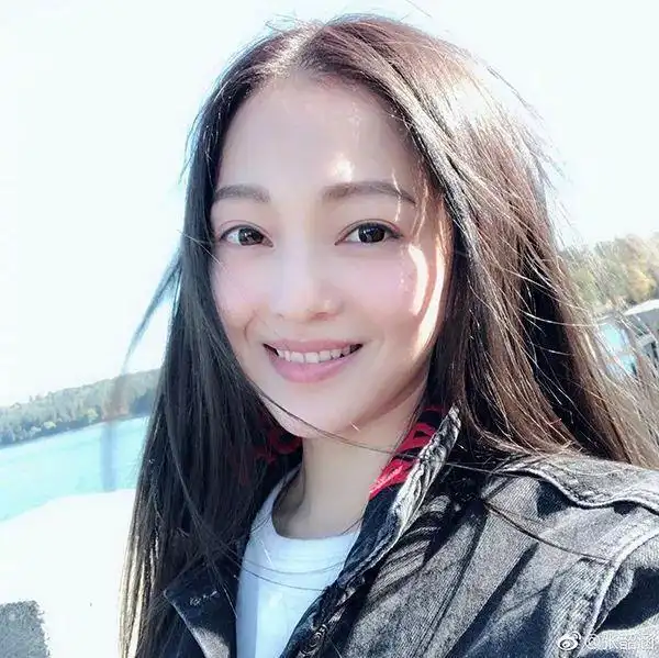 张韶涵36岁的年龄18岁的颜!她发长文公开逆生长诀窍