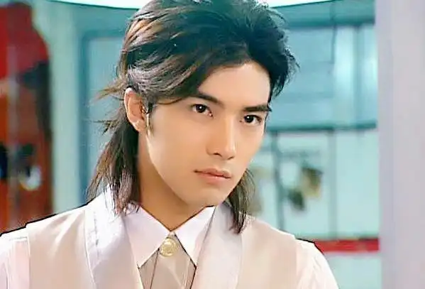 爱妻竟然是初恋贺军翔的人生如戏兜兜转转还是她