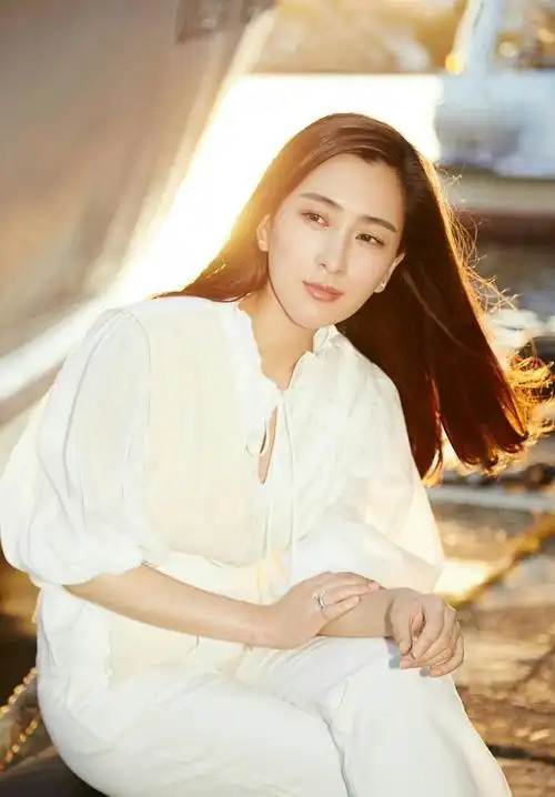 马苏事件是啥事?深陷夜宿门,"哈尔滨美人"马苏幻灭史