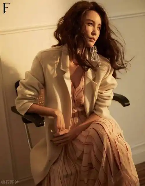 这谁顶得住嘛!张歆艺这身材,这才是尤物啊!_人们_魅力_实力