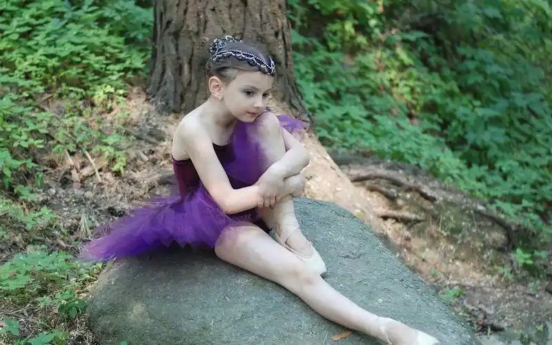 可爱萌娃萝莉图片桌面壁纸