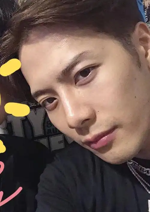 王嘉尔素颜##王嘉尔升职了